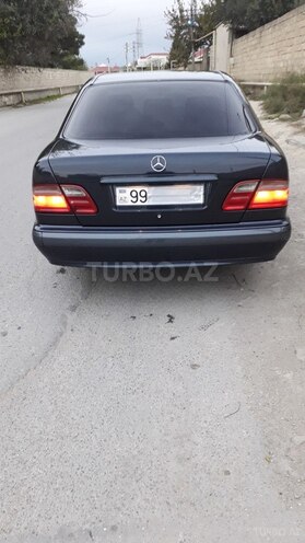 Mercedes E 200 1999, 298,285 km - 2.0 l - Bakı
