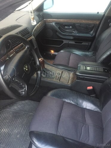BMW 730 2000, 213,456 km - 0.3 л - Bakı