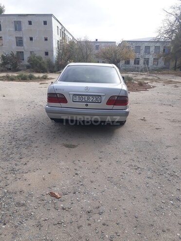 Mercedes E 230 1996, 340,000 km - 2.3 l - Sumqayıt