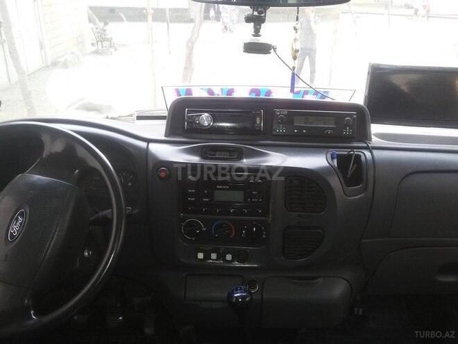 Ford Transit 2002, 745,639 km - 2.4 l - Yevlax