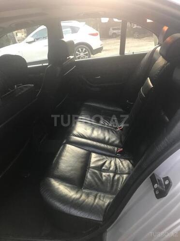BMW 520 2001, 240,000 km - 2.2 l - Bakı