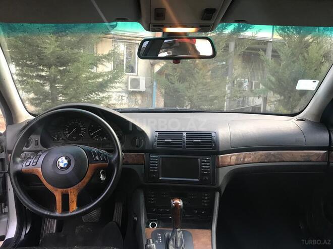 BMW 520 2001, 240,000 km - 2.2 l - Bakı