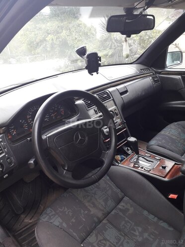 Mercedes E 230 1996, 428,368 km - 2.3 l - Bakı