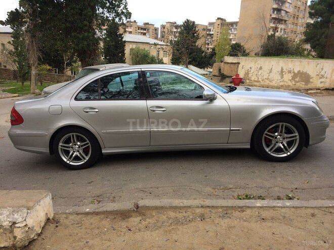 Mercedes E 200 2007, 220,000 km - 2.0 l - Bakı