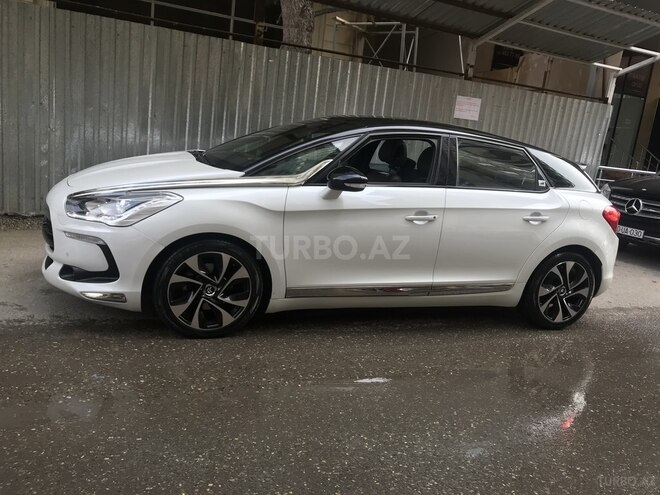 Citroen DS5 2013, 95,000 km - 1.6 l - Bakı