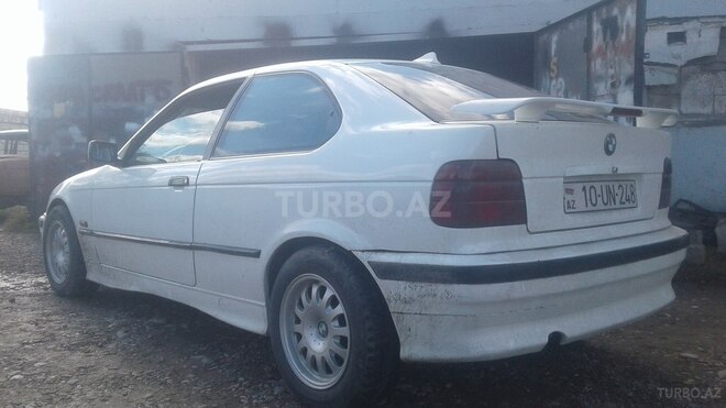 BMW 318 1994, 340 km - 1.5 l - Quba