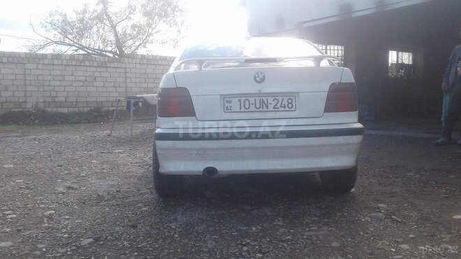 BMW 318 1994, 340 km - 1.5 l - Quba