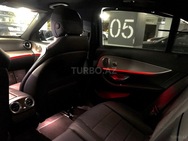 Mercedes E 250 2017, 23,600 km - 2.0 л - Bakı