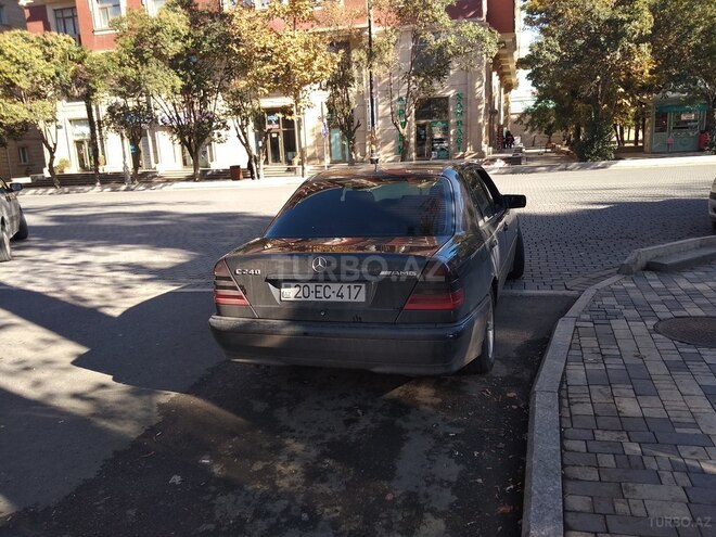 Mercedes C 240 1998, 352,000 km - 2.4 л - Gəncə