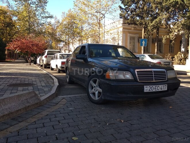 Mercedes C 240 1998, 352,000 km - 2.4 л - Gəncə