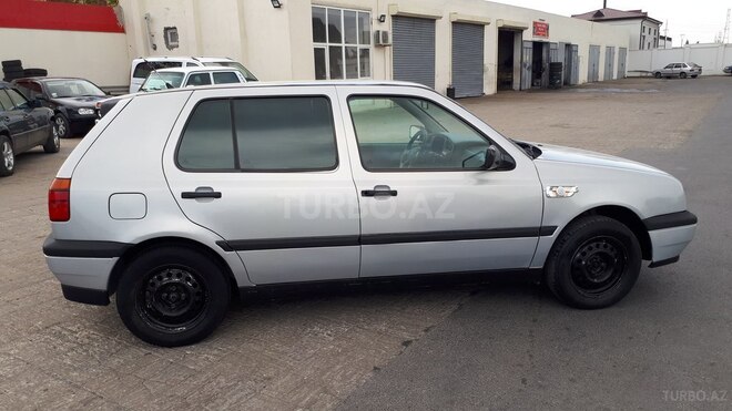 Volkswagen Golf 1996, 216,000 km - 2.0 л - Sumqayıt