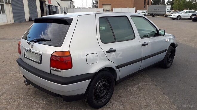 Volkswagen Golf 1996, 216,000 km - 2.0 л - Sumqayıt