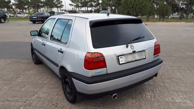 Volkswagen Golf 1996, 216,000 km - 2.0 л - Sumqayıt