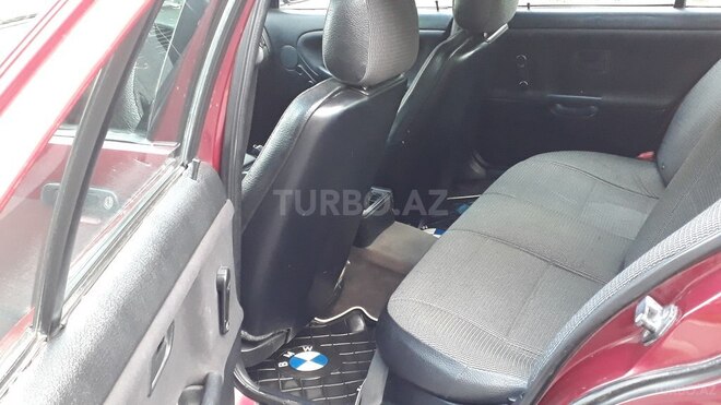 BMW 318 1992, 245,163 km - 1.9 l - Sumqayıt