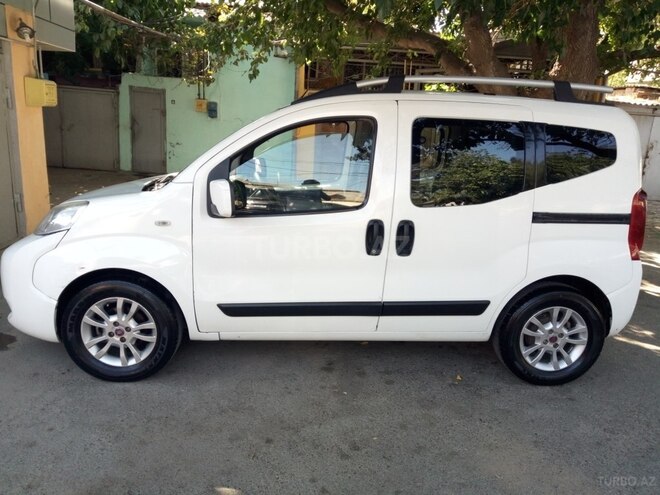 Ford Tourneo Connect 2010, 360,000 km - 1.3 л - Bakı