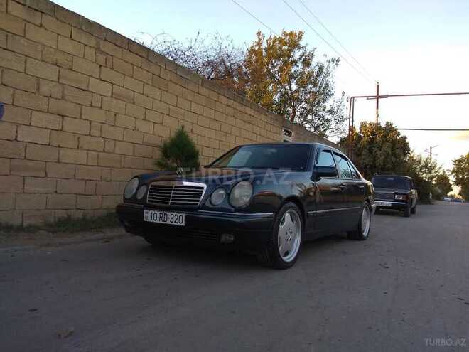 Mercedes E 320 1996, 295,000 km - 3.2 л - Şirvan