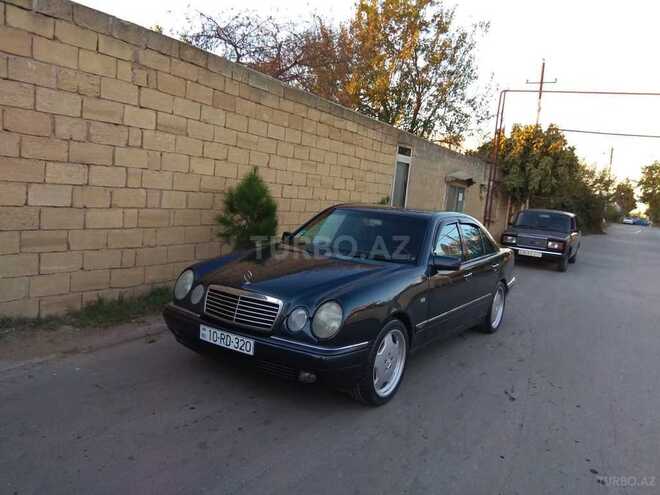 Mercedes E 320 1996, 295,000 km - 3.2 л - Şirvan