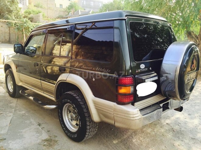Mitsubishi Pajero 1996, 275,000 km - 2.8 l - Bakı