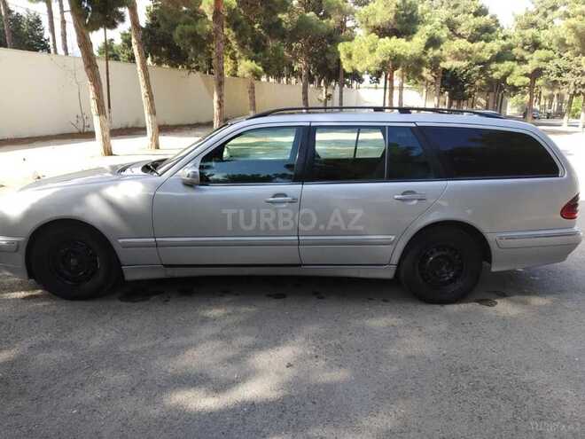 Mercedes E 220 2001, 359,000 km - 2.2 л - Bakı