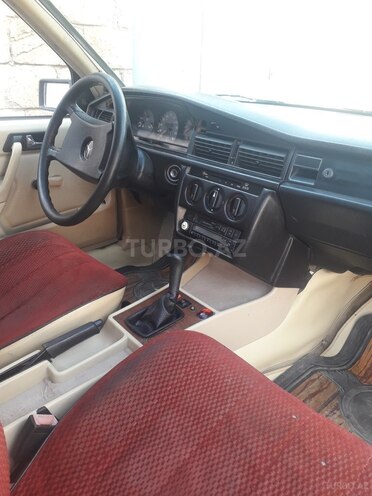 Mercedes 190 1990, 28,999 km - 1.8 l - Bakı