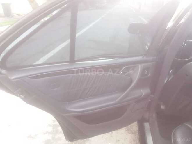 Mercedes E 270 2000, 486,000 km - 2.7 l - Qax