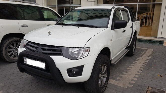 Mitsubishi L200 2014, 6,000 km - 2.5 l - Bakı