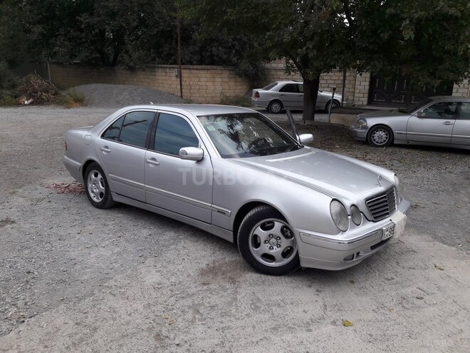 Mercedes E 270 2001, 336,950 km - 2.7 l - Bakı