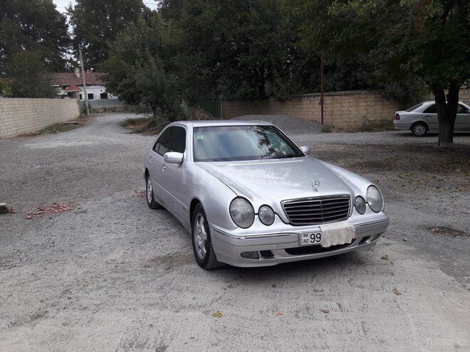 Mercedes E 270 2001, 336,950 km - 2.7 l - Bakı