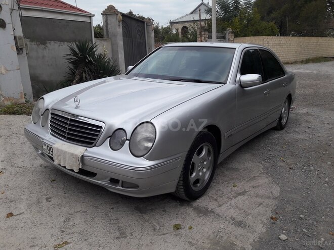 Mercedes E 270 2001, 336,950 km - 2.7 l - Bakı