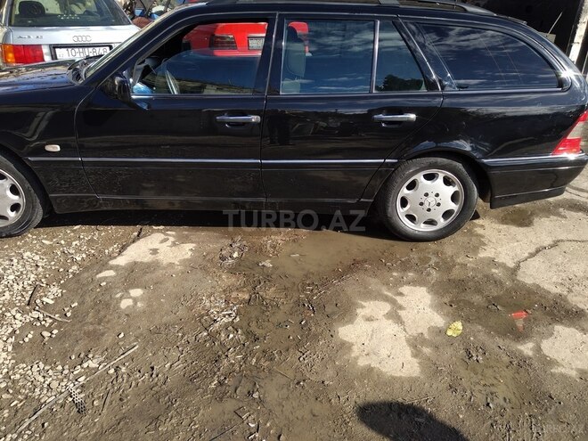 Mercedes C 240 1998, 260,000 km - 2.4 l - Bakı