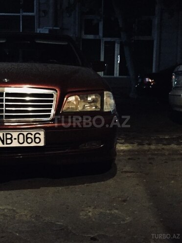 Mercedes C 200 1998, 316,000 km - 2.0 л - Bakı