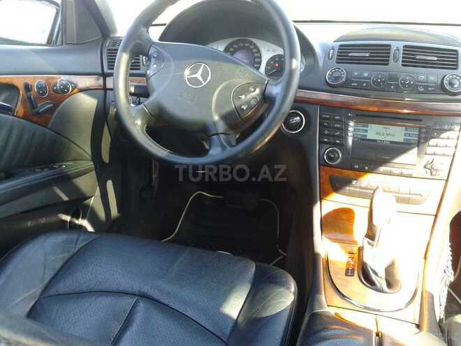 Mercedes E 240 2003, 249,000 km - 2.6 l - Gəncə