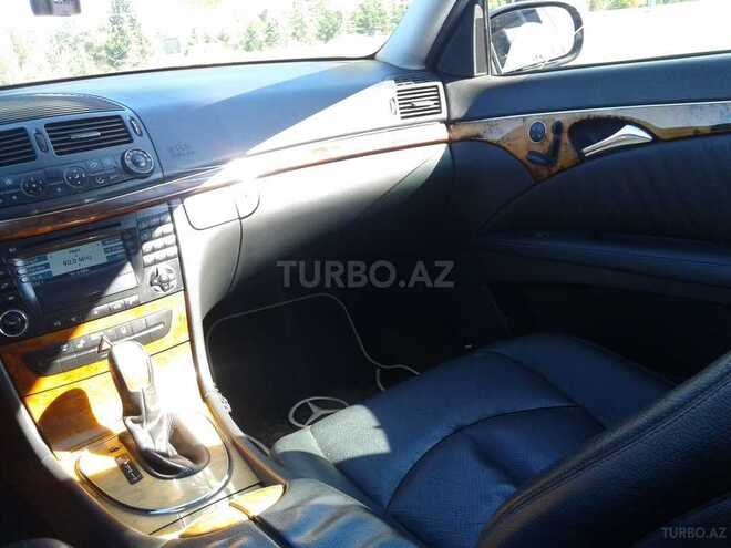 Mercedes E 240 2003, 249,000 km - 2.6 l - Gəncə