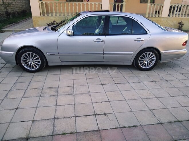 Mercedes E 240 1999, 219,000 km - 2.4 л - Bakı