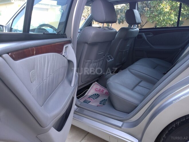 Mercedes E 240 1999, 219,000 km - 2.4 л - Bakı