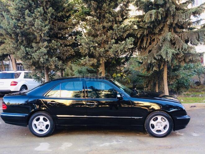 Mercedes E 280 2000, 187,000 km - 2.8 l - Bakı