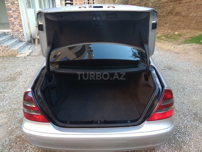 Mercedes E 220 2003, 263,000 km - 2.2 л - Bakı