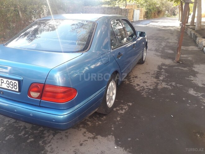 Mercedes E 200 1998, 285,300 km - 2.0 l - Bakı