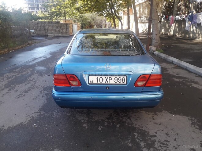 Mercedes E 200 1998, 285,300 km - 2.0 l - Bakı