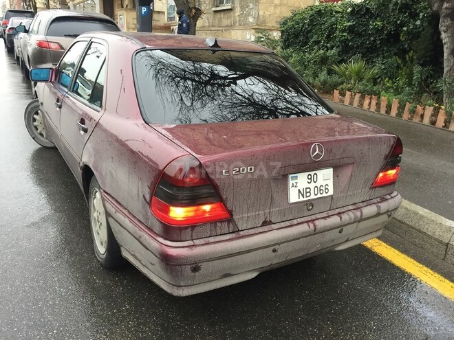 Mercedes C 200 1998, 316,000 km - 2.0 л - Bakı