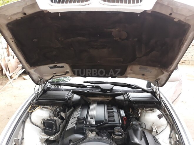 BMW 525 2001, 240,100 km - 2.5 l - Bakı