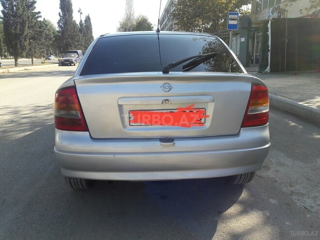 Opel Astra 2000, 1,973,241 km - 1.6 l - Gəncə