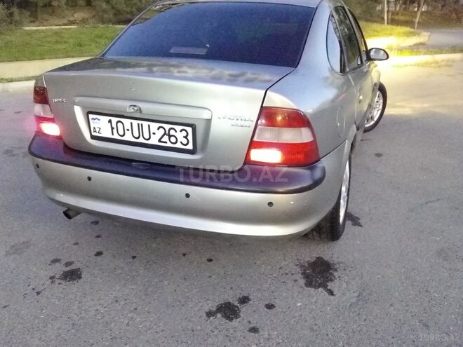 Opel Vectra 1998, 310,000 km - 1.6 l - Bakı
