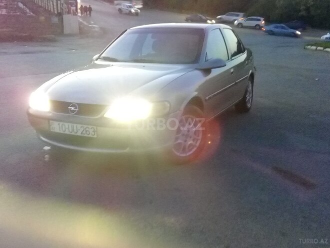 Opel Vectra 1998, 310,000 km - 1.6 l - Bakı