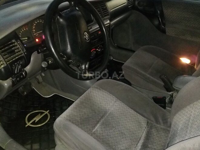 Opel Vectra 1998, 310,000 km - 1.6 l - Bakı