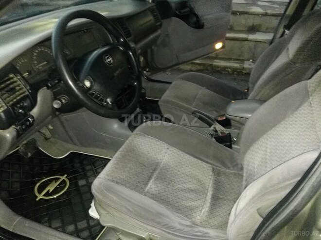 Opel Vectra 1998, 310,000 km - 1.6 l - Bakı