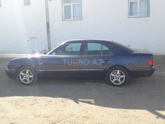 Mercedes E 230 1996, 355,000 km - 2.3 l - Sumqayıt