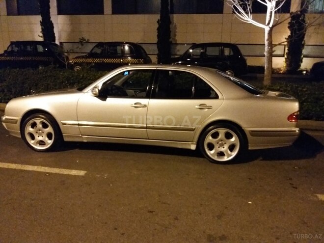 Mercedes E 200 1999, 190,000 km - 0.2 l - Bakı