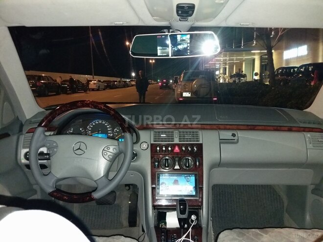 Mercedes E 200 1999, 190,000 km - 0.2 l - Bakı