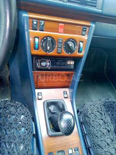 Mercedes E 250 1995, 330,000 km - 2.5 l - Sabirabad